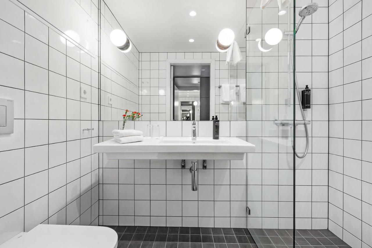 Best Western Plus Ten Hotel Upplands-Väsby Buitenkant foto