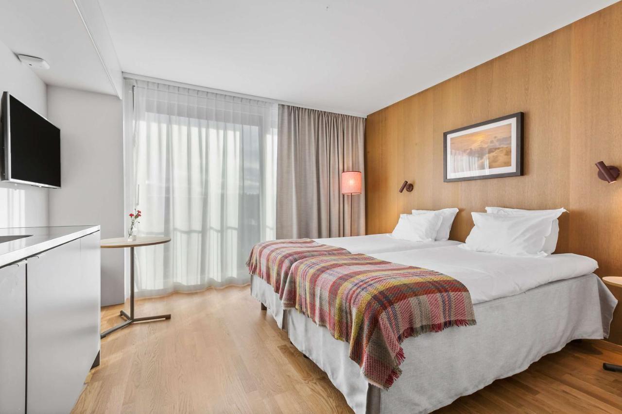 Best Western Plus Ten Hotel Upplands-Väsby Buitenkant foto