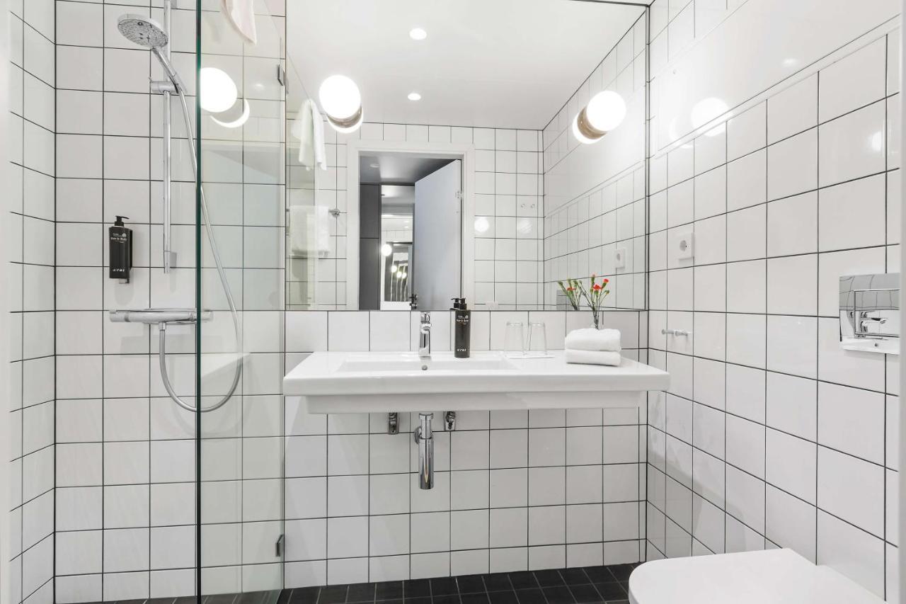 Best Western Plus Ten Hotel Upplands-Väsby Buitenkant foto