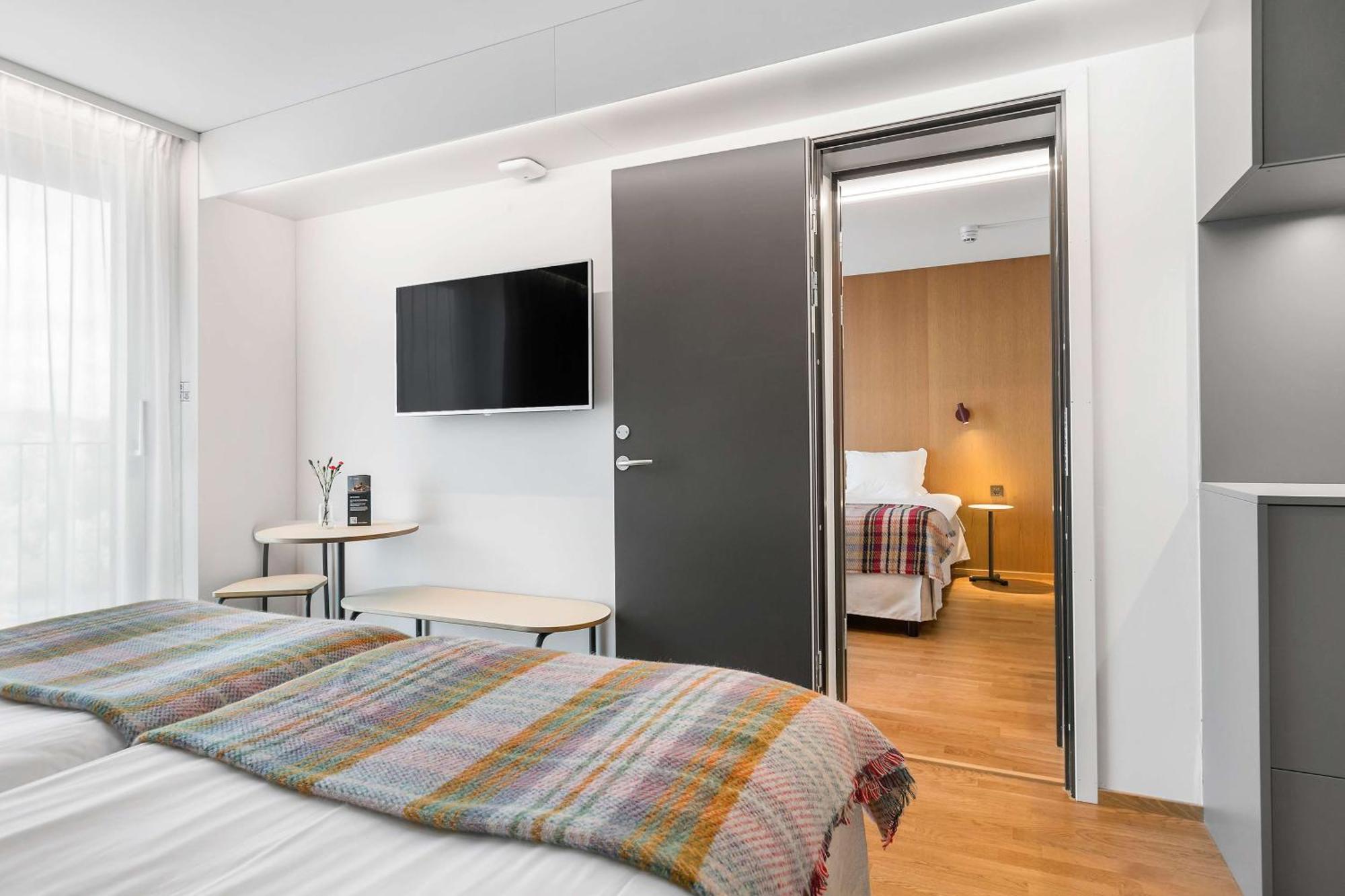 Best Western Plus Ten Hotel Upplands-Väsby Buitenkant foto